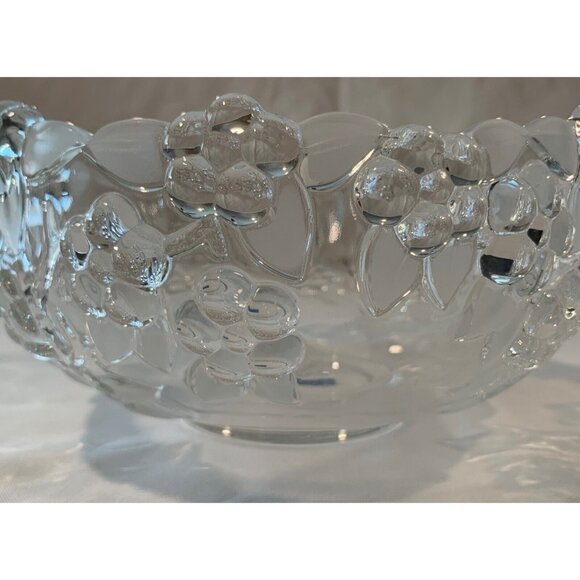 Mikasa Crystal Carmen Collection Frosted Bowl Floral Leaves Serving 8.75"x3.75" - Picture 4 of 12